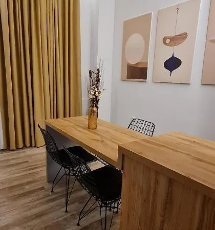 New Modern In The Center Of *